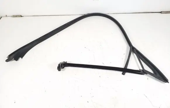 Mercedes-Benz E C207 W207 Rubber seal rear door A2076700339