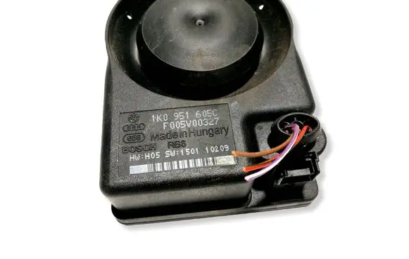 Audi A6 S6 C7 4G Alarm system siren 1K0951605C