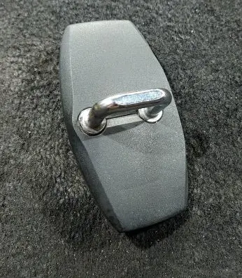 BMW X5 E53 Front door lock loop/hook striker 