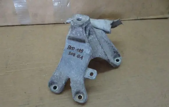 Audi A4 S4 B8 8K Engine mounting bracket 8K0199308GA