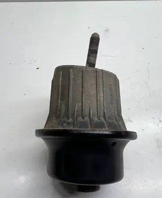 Lexus GS 300 350 430 450H Engine mount bracket