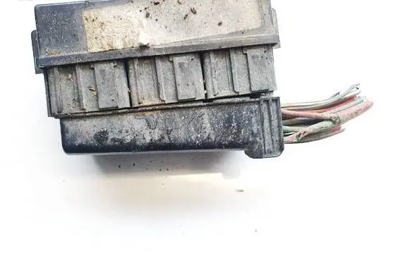 Dodge Caliber Fuse box set P05084325AB 17778AB