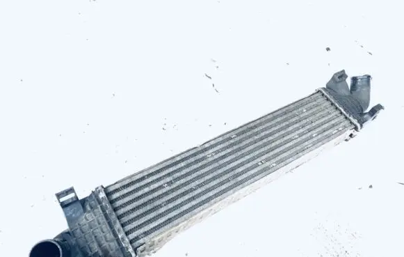 Ford Focus C-MAX Intercooler radiator 3m5h9l440ae