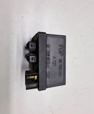 Fiat Stilo Glow plug pre-heat relay 55199051 A727 51299012C