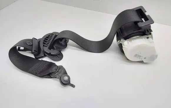 BMW 3 GT F34 Front seatbelt 34078320 1007131630 VX0VY13