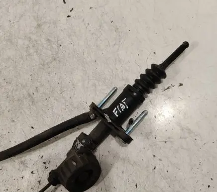 Clutch master cylinder