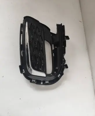 Chrysler Pacifica Front fog light trim/grill 6WF64DX8AC 6WF64DX8AB 49795A