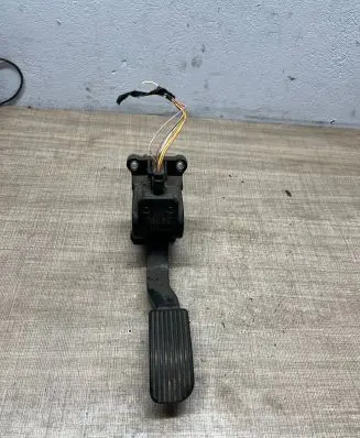 Mercedes-Benz Sprinter W906 Accelerator throttle pedal A9063000404 0280755023 ZG9007Q011