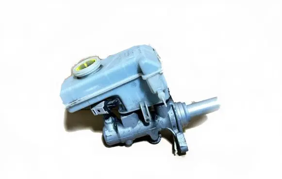 Volkswagen Golf VII Master brake cylinder 8V1611021 8V1611021A 14434