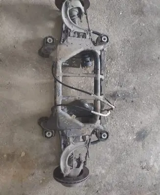 Maserati Quattroporte Rear axle beam 