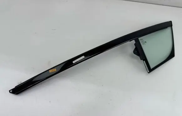 BMW i3 Front door vent window glass four-door 7289042