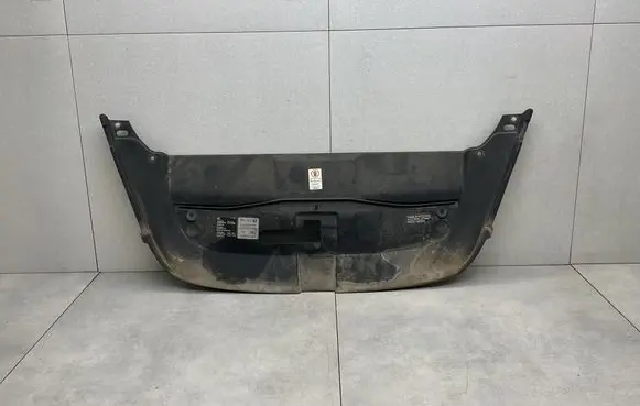 Porsche Cayenne (92A) Radiator trim 7P5805806B
