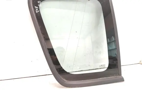 Renault Espace IV Rear side window 43R000929 AS2 M34