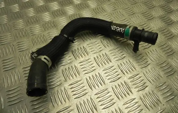 Nissan Qashqai Engine coolant pipe/hose VD17131