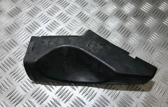 Audi A6 S6 C5 4B Air intake hose/pipe 4b0129617b