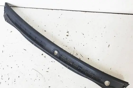 Isuzu D-Max Wiper trim 09077089868-max 09077089868