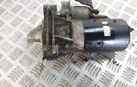 Volkswagen II LT Starter motor 588032