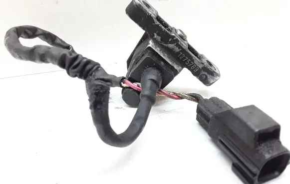 Volvo V70 Crankshaft position sensor 1275789