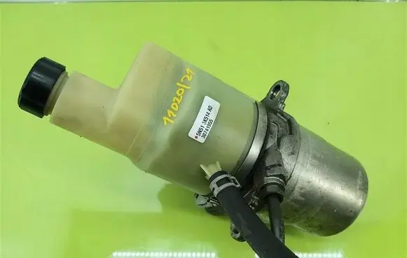 Volvo V50 Power steering pump 