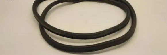 Citroen DS5 Rear door rubber seal (on body) 