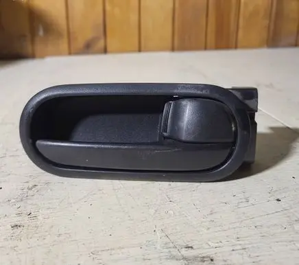Mazda 2 Front door interior handle 