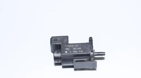 BMW 5 E39 Turbo solenoid valve 1742712