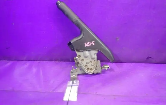 Ford Fiesta Handbrake/parking brake lever assembly