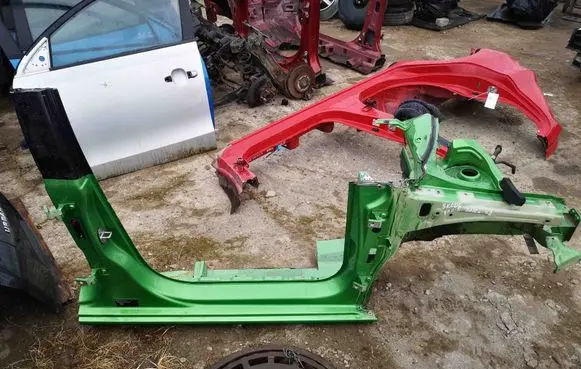 Front quarter panel