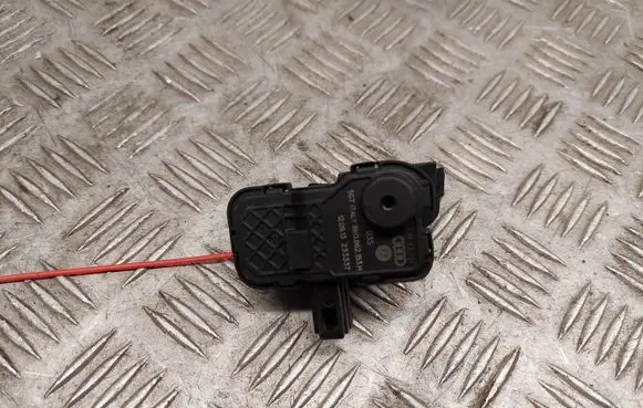 Audi S5 Facelift Fuel tank opening switch 8K0862153H