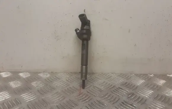 BMW 1 F20 F21 Fuel injector 8576298