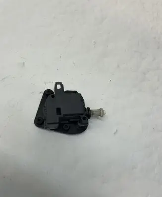 Audi A6 Allroad C5 Tailgate boot lock/latch motor 8E9827833