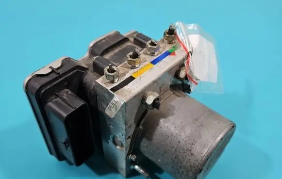 Isuzu D-Max ABS Pump 898394-765 IMPRK1406786