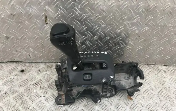 Mitsubishi Galant Gear shifter/selector