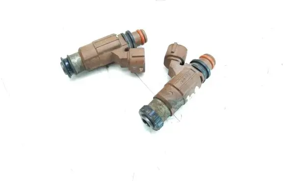 Mazda 626 Fuel injector 780983R