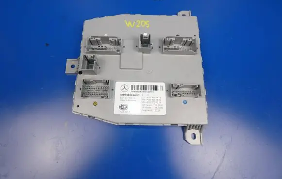 Mercedes-Benz C W205 SAM control unit A2059006818 A2059013904 A2229027310