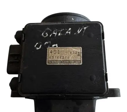 Mitsubishi Galant Mass air flow meter E5T08271