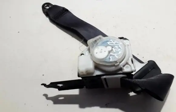 Mitsubishi Galant Middle seatbelt (rear) ADC7078 ADC7078E12
