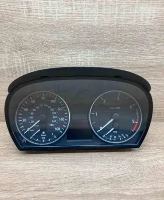 BMW 3 E90 E91 Speedometer (instrument cluster) 9110206 642023099