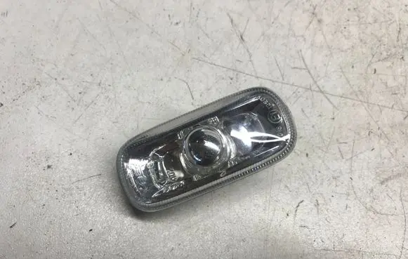 Audi A3 S3 8P Front fender indicator light 8E0949127