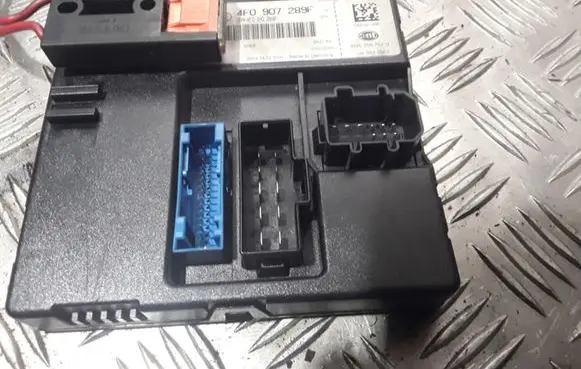 Audi A6 S6 C6 4F Comfort/convenience module 4F0907289F