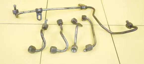 Ford Transit Fuel injector supply line/pipe DRFB
