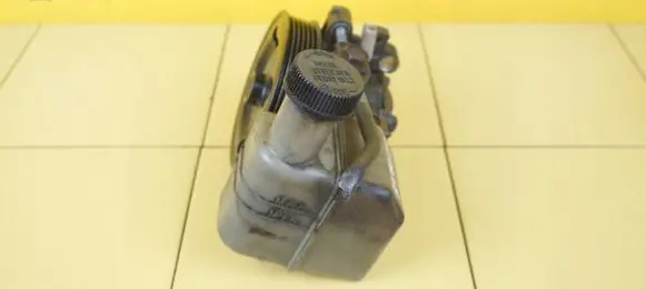 Mazda CX-7 Power steering pump 