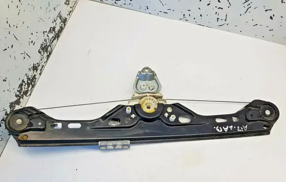 Mercedes-Benz C W203 Rear door window regulator with motor 104096 nr3484