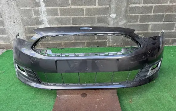 Ford C-MAX II Front bumper 