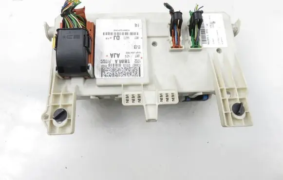 Ford Focus C-MAX Central body control module 4M5T14A073DJ 6M5T14014AJA