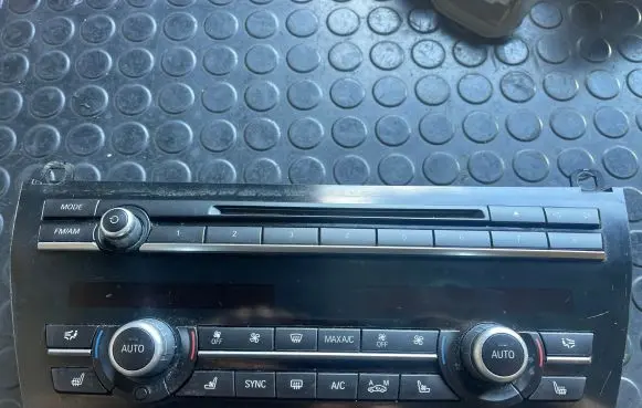 BMW 7 F01 F02 F03 F04 Climate control unit 9324357 0001689658 30082013