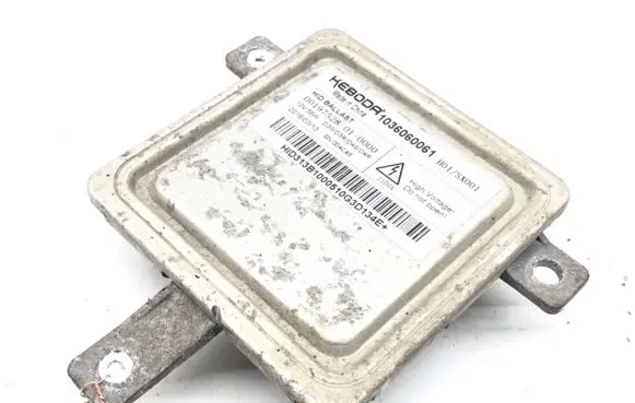 Jaguar F-Pace Voltage converter/converter module 1036060061