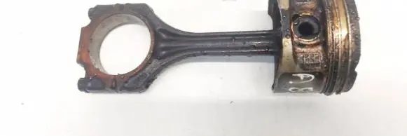 Volkswagen Golf IV Piston with connecting rod