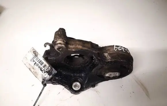 Citroen C4 I Engine mount bracket 