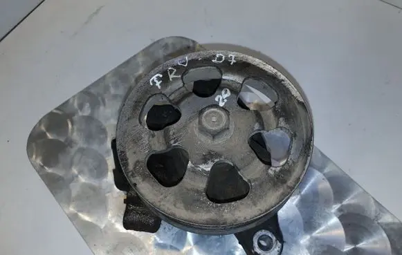 Honda CR-V Power steering pump